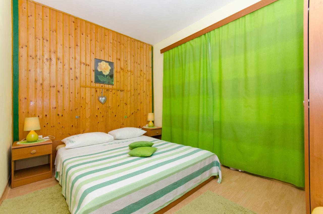 Apartment Slavka Račišće Exteriér fotografie